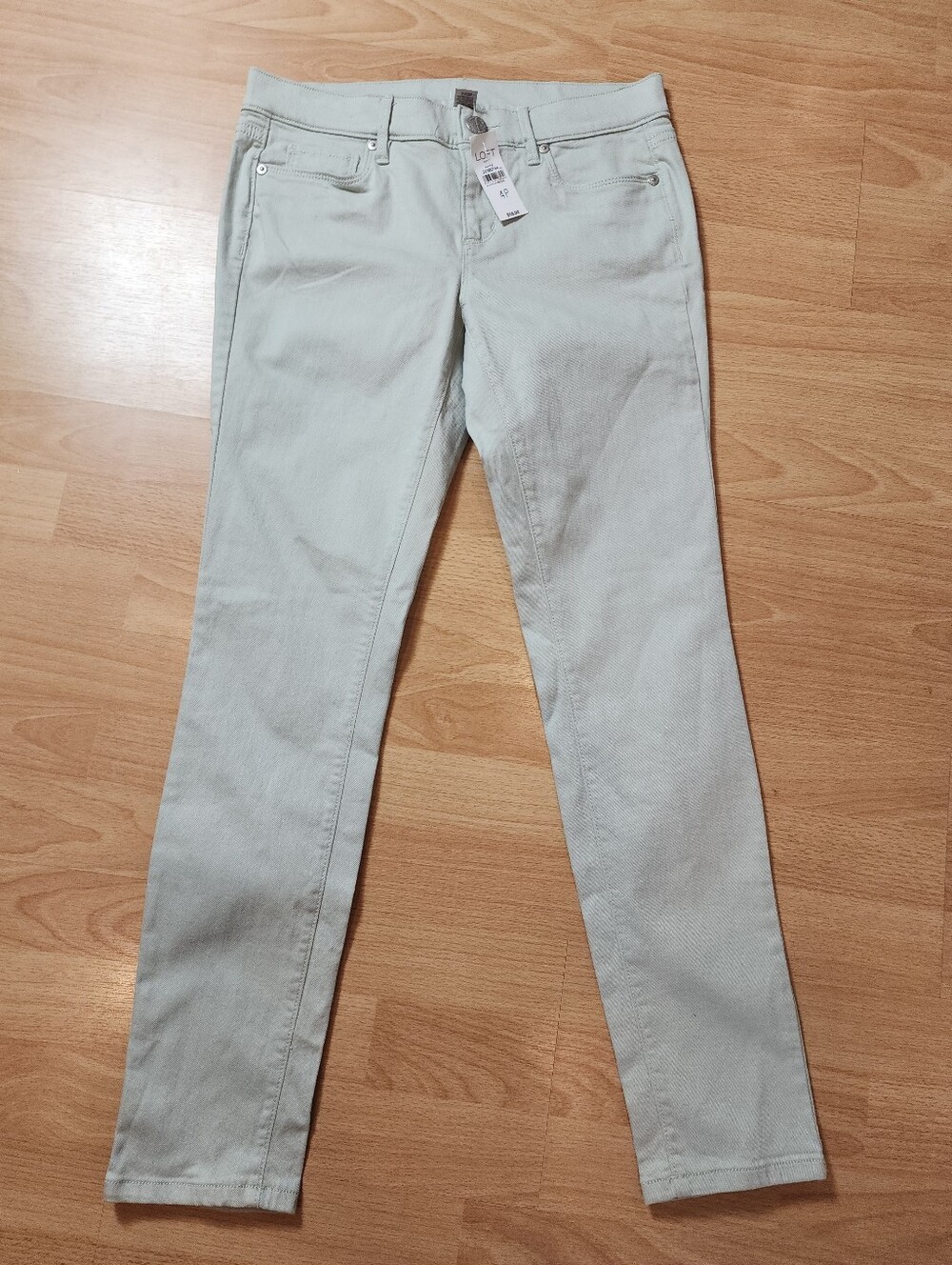 NWT Ann Taylor Loft Light Green Modern Skinny Jeans Women's Size 4P 4 Petite